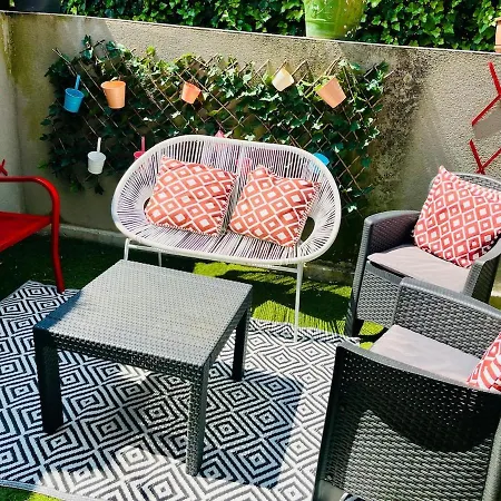 Appartamento Calme Avec Terrasse Sans Vis à Vis Proche Centre Historique La Rochelle (Charente-Maritime)